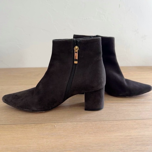 L'Agence Women Jeanne II Pointed Toe Graphite Suede Bootie Size 7 - Picture 4 of 6